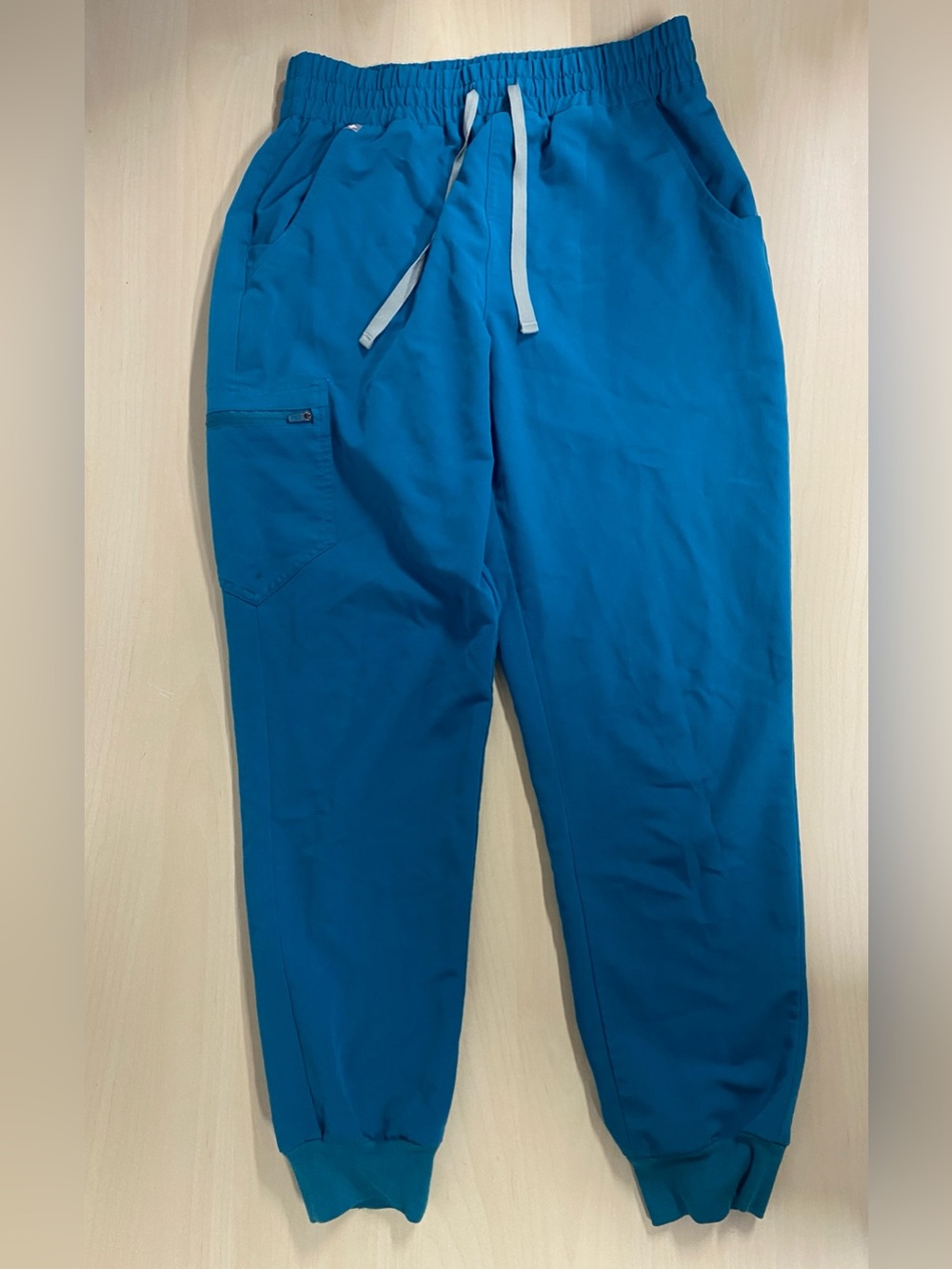 FIGS Pacific Blue Teal Jogger Scrub Pants Size Medium Technical Collection